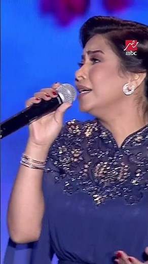 غناء شيرين يُبكي القلوب في أغنية “قال صعبان عليه” في حفل ليلة الدموع