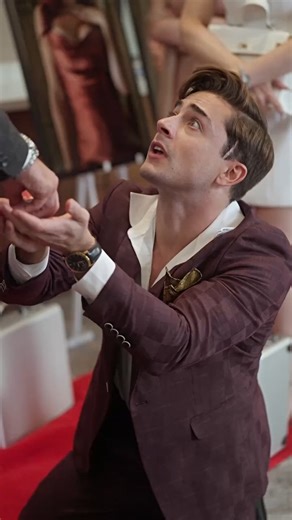 👉🏻https://dramabox.reelhunter.online/?s=6384490346567983104| Watch the whole episode for free Name：《From Cell to Crown, Lady Kingsley is Back》 #FromCelltoCrownLadyKingsleyisBack #shortsvideos #newyork #truelove #USA #fullepisodes #RichLife #facebookreels #dramabox | Lee movie