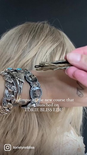 A glimpse of the “Side Swept Boho Braid” that just launched on TORIE BLISS EDU! There is a new Boho Series Bundle too! ANDDD the whole site is still 20% off with code “SCORPIO” ♏️🦂✨LINK IN BIO ••• 26 Courses to learn on your own time, at your own pace to perfect your bridal styling skills! You gain unlimited access foreverrr and always to the courses you purchase! 👉🏼 https://toriebliss.podia.com 👈🏼 Magnetic Bobby pin bracelet @pinkpewter ❤️‍🔥 code TORIEBLISS for $$ off! | Torie Lynn Bliss