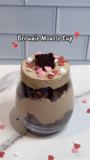Day 7/7 | Brownie Mousse Cup 🍓 | VALENTINE'S WEEK ❣️
