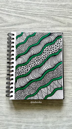 Try this simple pattern drawing to calm your mind 🖤 #arttherapy #patterns #learntodraw #creative #zendoodles #easyart #fblifestyle | Indureka