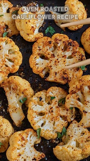 Cauliflower cut into small florets. Sprinkle garlic powder, paprika, salt, pepper. Roast at 425°F for 15–20 minutes. Crispy, golden, buttery, and savory. Ingredients ➤ 1 medium cauliflower, cut into florets or ½" steaks ➤ 2 Tbsp olive oil ➤ 2 Tbsp melted unsalted butter ➤ ½ tsp garlic powder ➤ ½ tsp salt ➤ ¼ tsp paprika ➤ ¼ tsp black pepper FULLL Recipe in First Cօʍʍеոτ 👇👇 | Nessy Recipes