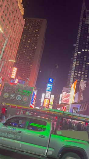 3K views | Time square | Wayne Patrick | Facebook