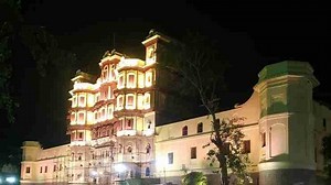 इंदौर के फेमस स्ट्रीट फूड, चौपाटी और प्‍लेस