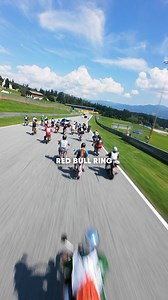 Racing into the weekend at the first ever ‘MopedGP von Österreich’! 🏁 — Wir racen ins Wochenende beim allerersten „MopedGP von Österreich“! 🏁 | Red Bull Ring