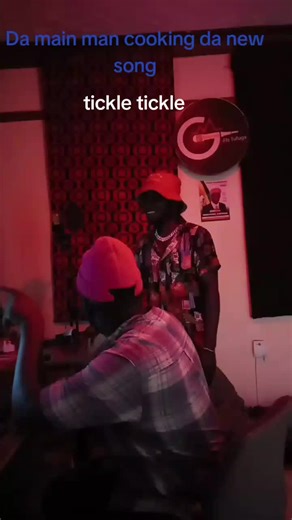 Tickle tickle da main (@tickletickle06)’s videos with original sound - Tickle tickle da main