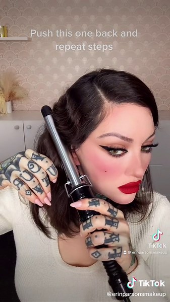 Clara Bow - Curling Iron Tutorial #vintage #vintagehairtutorial #1920s #clarabow