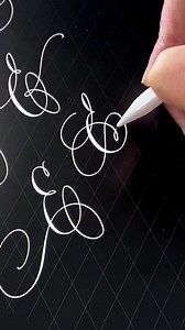 E is for the ease 💕 of iPad calligraphy. Learn now with our free intro course: https://loveleighloops.teachable.com/p/ipad-calligraphy-basics | Loveleigh Loops