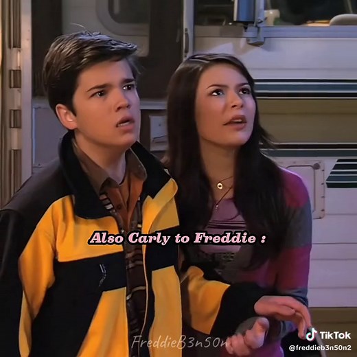 Miranda Cosgrove and Nathan Kress Reunite in iCarly Affirmation Video