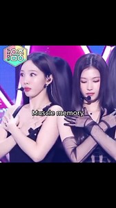 1.6K views · 25 reactions | Muscle memory is so crazy especially when you experience it. You don't even remember doing it 略 #twice #txt #lesserafim #choerry #dahyun #nayeon #yeonjun #sakura #blackpink #babymonster #aespa #illit #jennie #ahyeon #lisa #dancechallenge #fypシ #kpop | Sseunjx Archive | Facebook