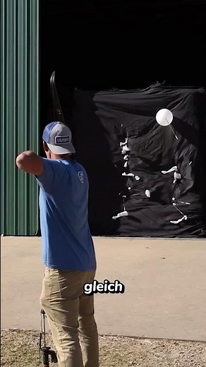 This archer NEVER misses his target #archery #impossible