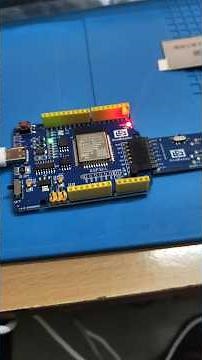 experimenting with my e-ink display #arduino #paperdisplay #iot #microcontrollers