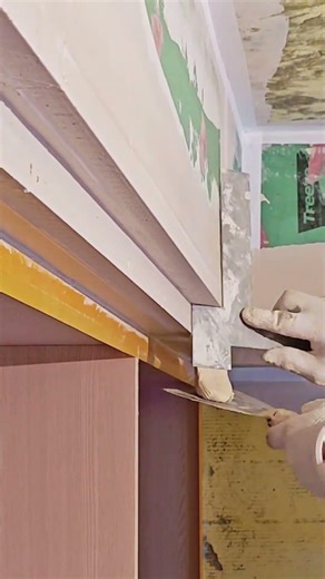 A tool that easily smooths ceiling putty #shorts