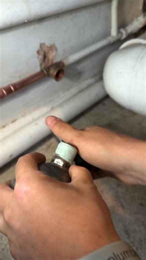 85K views · 91 reactions | How to fix water loud banging pipes! #foryou #mmplumber-002 #asmr #asmrsounds #learn | Makayla Bryan | Facebook