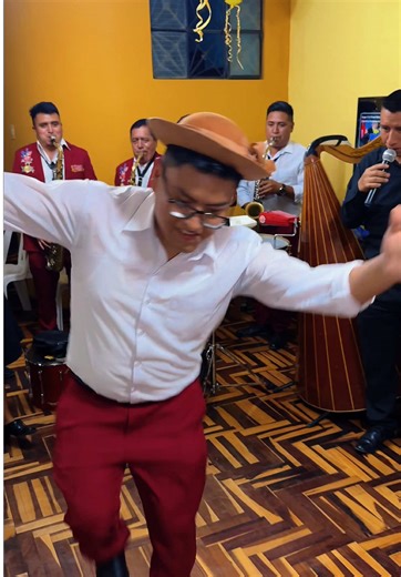 Huaylas: Reto Musical entre Huaylasero y Arpista