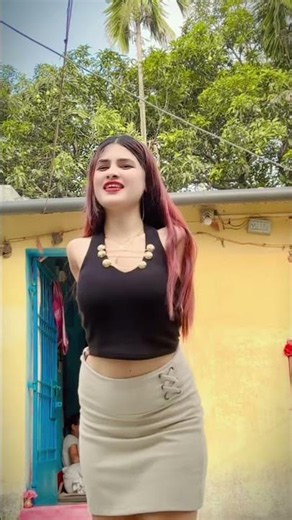 Mere dil ke tara baje baara baara 🥀✨🦋 #keeploving #lovetodance #bollywood #meghu54 #subscribe