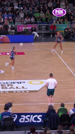 Seamless from the Vixens ⛓️ You can re-live Saturday's thrilling Preliminary Final on Kayo now 📺 #netball #sports #melbourne