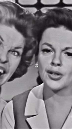 Martha Raye on The Judy Garland Show (1964) #judygarland #martharaye #aclassic #thejudygarlandshow #lgbt