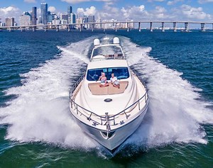 Rent Yachts in Miami Beach
