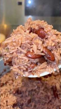 One of the best rice and peas #magicfingermeals #islandflavors #riceandpeas