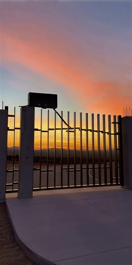 Installing a massive steel gate Follow our Page for more interesting projects #timelapse#diyprojects#satisfyingvideosdaily | Build Easy