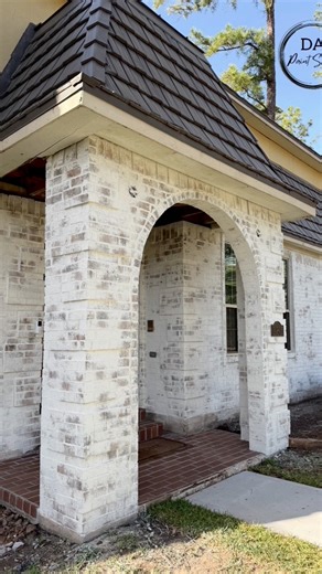 “✨ Another exterior transformation brought to life with Limewash on brick! This finish gives the home timeless character, elegance, and a natural charm that only Limewash can create. 🏡 If you’re in the Houston area, trust a RomaBio Pro like us to transform your home’s exterior. Follow us for more stunning makeovers and DM us today for your free estimate!” Romabio Southwestern Paint Company Chante Stevens #romabiolimeawash #romabioproprefer #limewashbrick #HomeTransformation #greatyear #homeimpr