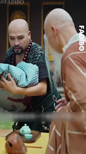 587K views · 11K reactions | Hòa thượng nhặt được đứa trẻ bị m-ó-c t-i-m, bất ngờ phát hiện sở hữu Thánh Thể | Mọt Review | Facebook