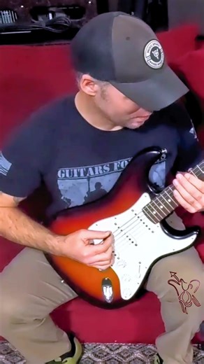 This ONE note exposes THE PROBLEM #guitar #shorts #diy