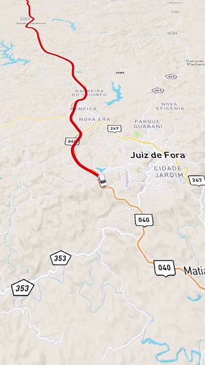 ​📍 Trajeto: Ouro Preto, MG → Paraty, RJ (Caminho Velho) ​🛣️ Vias Principais: BR-040, BR-265, BR-354 e RJ-165 (Estrada Cunha-Paraty) ​📏 Distância: Aproximadamente 710 km ​⏱️ Tempo estimado: Aproximadamente 13 horas (condução líquida, via asfalto) ​🛡️ Segurança: Esta rota atravessa a Serra da Mantiqueira e a Serra do Mar, exigindo atenção constante em curvas acentuadas e declives. O trecho final entre Cunha (SP) e Paraty (RJ) pela estrada-parque é pavimentado e cénico, mas possui limites de ve