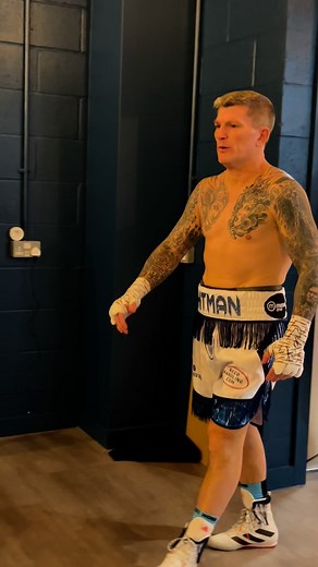 27K reactions · 17 shares | Supersonic forever 壘壘 He loved Family, Manchester & @oasis Always had his lifelong pals around, his Family, his closest aide and manager Paul. Thank you for the good times Hitman. God bless #boxing #boxer #worldchampion #family #friends #manchester #fyp #foryou #fypage | Ringwalkmedia12 | Facebook