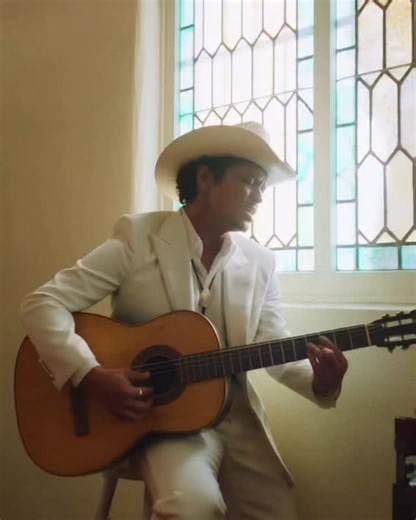 ‘The Romantic’ has arrived 🌹 Stream the new album from @brunomars & watch the video for “Risk It All.” | Atlantic Records