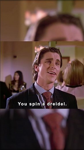 American Psycho：Bateman won't give the majtre d` head.