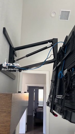 Innovative Mantle Mount for Adjustable TV Installation