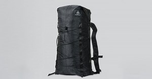 Hyperlite Mountain Gear Summit Pack Helps You Ascend without Weighing You Down
