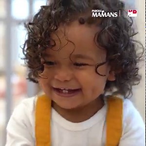 265K views · 437 reactions | Flappy l’éléphant, la peluche interactive toute douce de Gund, permet aux bébés et aux parents de partager des moments de tendresse et de rire. Il accompagne bébé dans la découverte de l’absence, de la parole et du jeu, tout en stimulant sa motricité globale en l’incitant à bouger sur des mélodies entraînantes. Flappy sera le meilleur allié de votre enfant ❤️ | Parole de Mamans | Facebook