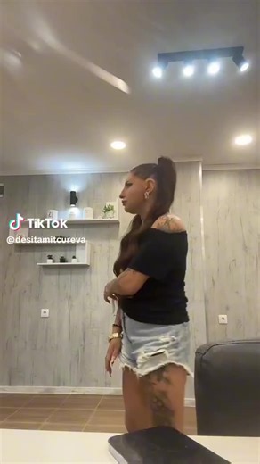 Desislava Micureva (@desislava.micurev0)’s videos with original sound - Desislava Micureva