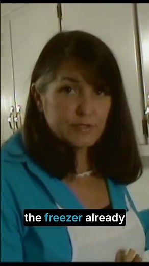 Literally the Easiest Muffin Hack Ever #bakinghacks #quickbreakfast #morningroutine