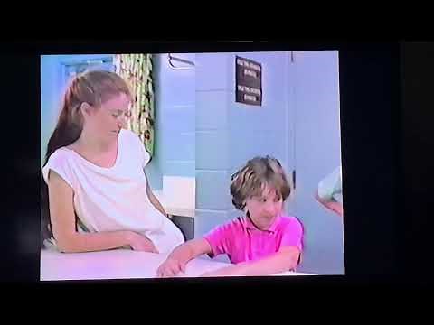 Kami Cotler (Elizabeth Walton) at laundromat in Fort Wilderness at Disney World 1988