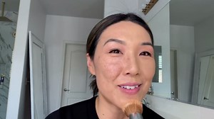 Clinique Even Better Clinical Serum Full Coverage Hydrating Foundation Broad Spectrum SPF 25 With Vitamin C, Salicylic Acid + Hyaluronic Acid For Oily Skin Types