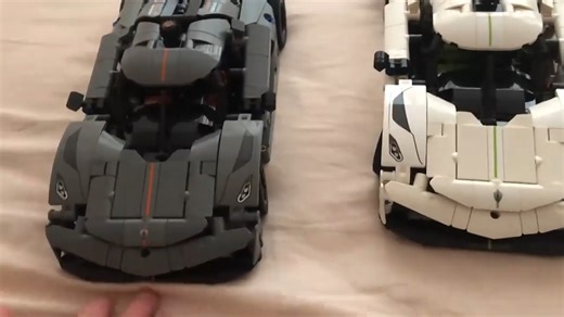 给你更多惊喜啊，乐高柯尼塞格Jesko超跑模型