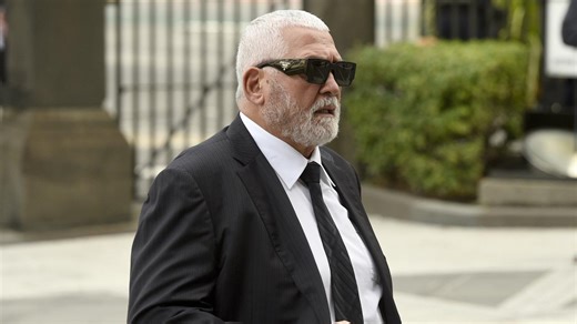 Collingwood pulls ‘inner sanctum’ prize auctioned for Mick Gatto charity