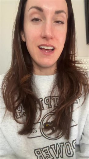 🥎 LEAP VS. REPLANT 🥎 There is a lot of frustration and confusion in the softball world right now Last year a new rule came out saying that LEAPING would now be legal for pitchers And then essentially all hell broke loose Because the rule clearly stated that while leaping would be legal, REPLANTING was still (and literally always has been) illegal What happened next was pitching coaches started teaching pitchers to replant but called it leaping. Some pitchers even tried to start implementing it