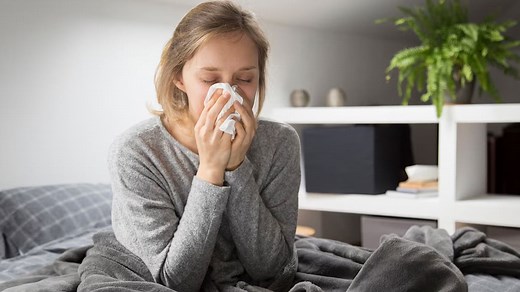 Suffering from Sneezing and Blocked Nose? Doctor Explains How Sleep Deprivation Might be the Cause