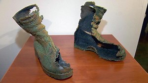 'Acrylic Warfare' art show highlights issue of veteran mental health