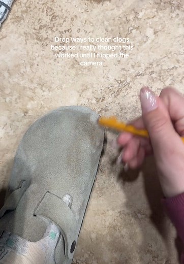 Effective Ways to Clean Birkenstock Clogs: Expert Tips Revealed!