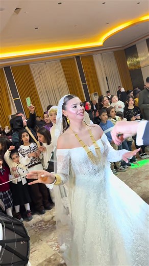 Nirvana Düğün Salonunda Halay Eğlencesi Mardin'de