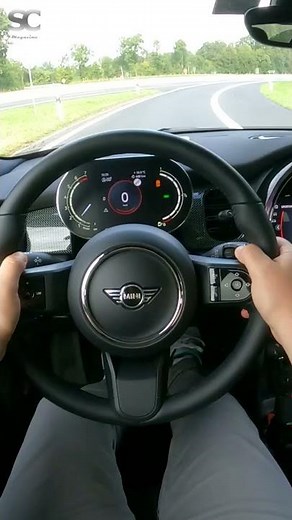 2021 Mini Cooper - Top Speed | #SHORTS