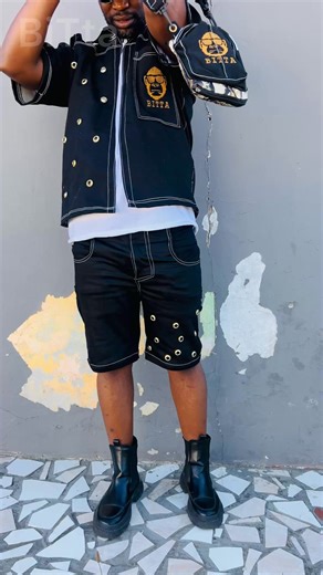 Hello December 👌🏼Hello Safari Twist📍📍🦒🦒🦒🦒🦒 BittaDesigns 📍🦍🦍For your design contact/Whatsapp.. 0732673213/👌🏽👌🏽 We are situated in Port Elizabeth/Gqeberha,Eastern Cape!! | Mara Bitta