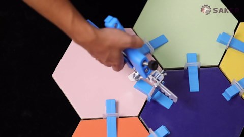 Saker Tile Leveling System 1/8 Inch with Tile Plier, 500pcs Tile Leveler Spacers Clips and 100pcs Reusable Wedges for Wall/Floor Tile Adjustment, Tile Tools Set for Ceramic Tile Stone Installation