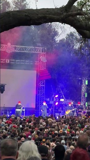 DEVO – Girl U Want LIVE 🔥 Mosswood Meltdown 2025 Oakland